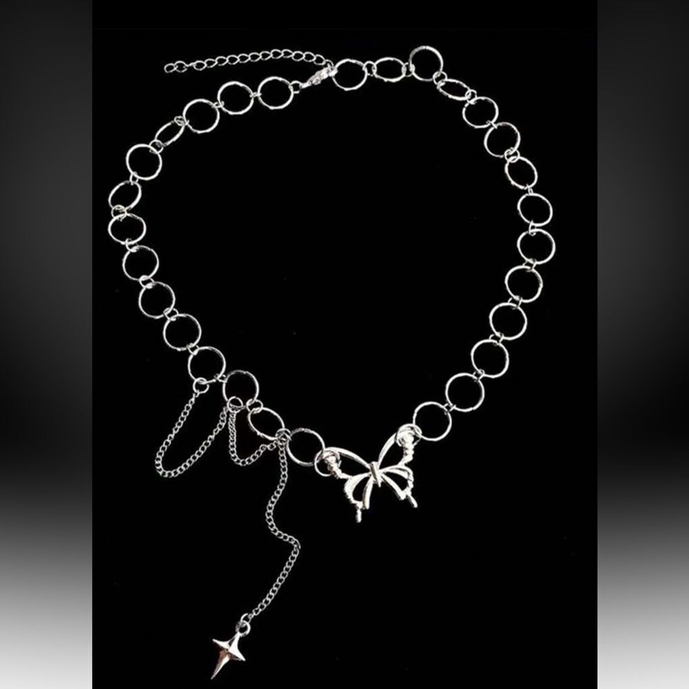 Elegant Silver Butterfly Necklace A1394